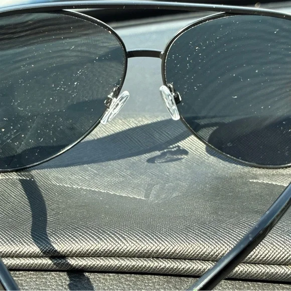 QUAY AUSTRALIA "Vivienne" Aviator Sunglasses (black/smoke)  Men’s frames only - Picture 3 of 12